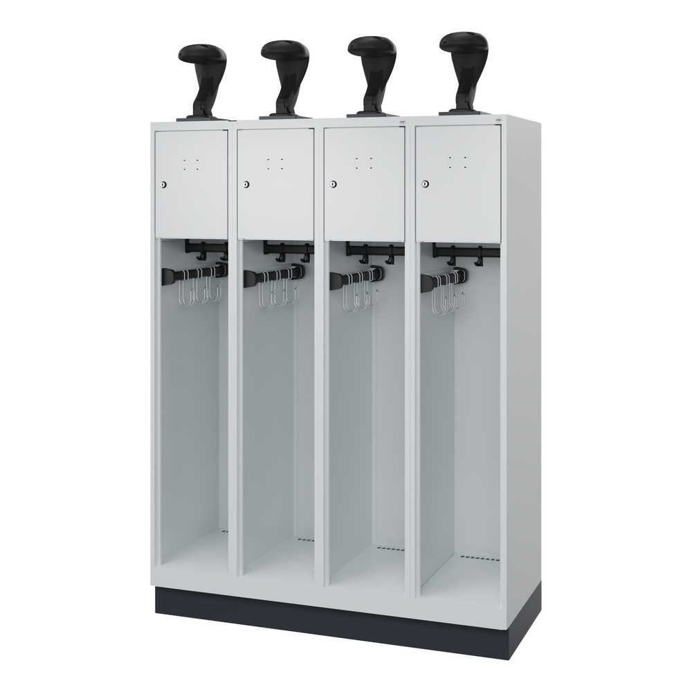C+P Feuerwehrspind YOUNGSTER, Sockel, 4 Abteile, HxBxT 1.530 x 1.200 x 500 mm, lichtgrau, mit Helmhalter