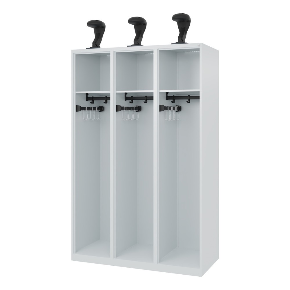 C+P Feuerwehrspind EXPERT, Bodengleiter, 3 Abteile, HxBxT 1.850 x 1.200 x 500 mm, lichtgrau, mit Helmhalter