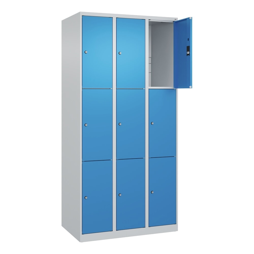 C+P Schliessfachschrank Classic PLUS, 3 Abteile, HxBxT 1.850 x 900 x 500 mm, lichtgrau, lichtblau, 9 Fächer, Zylinderschloss