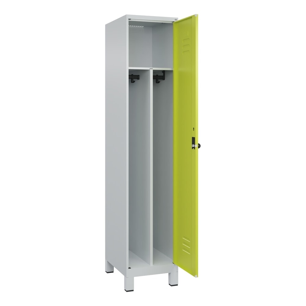 C+P Spind Classic PLUS, Füsse, 1 Abteil, HxBxT 1.950 x 400 x 500 mm, lichtgrau, clowngrün, für Vorhängeschloss, mit Mitteltrennwand
