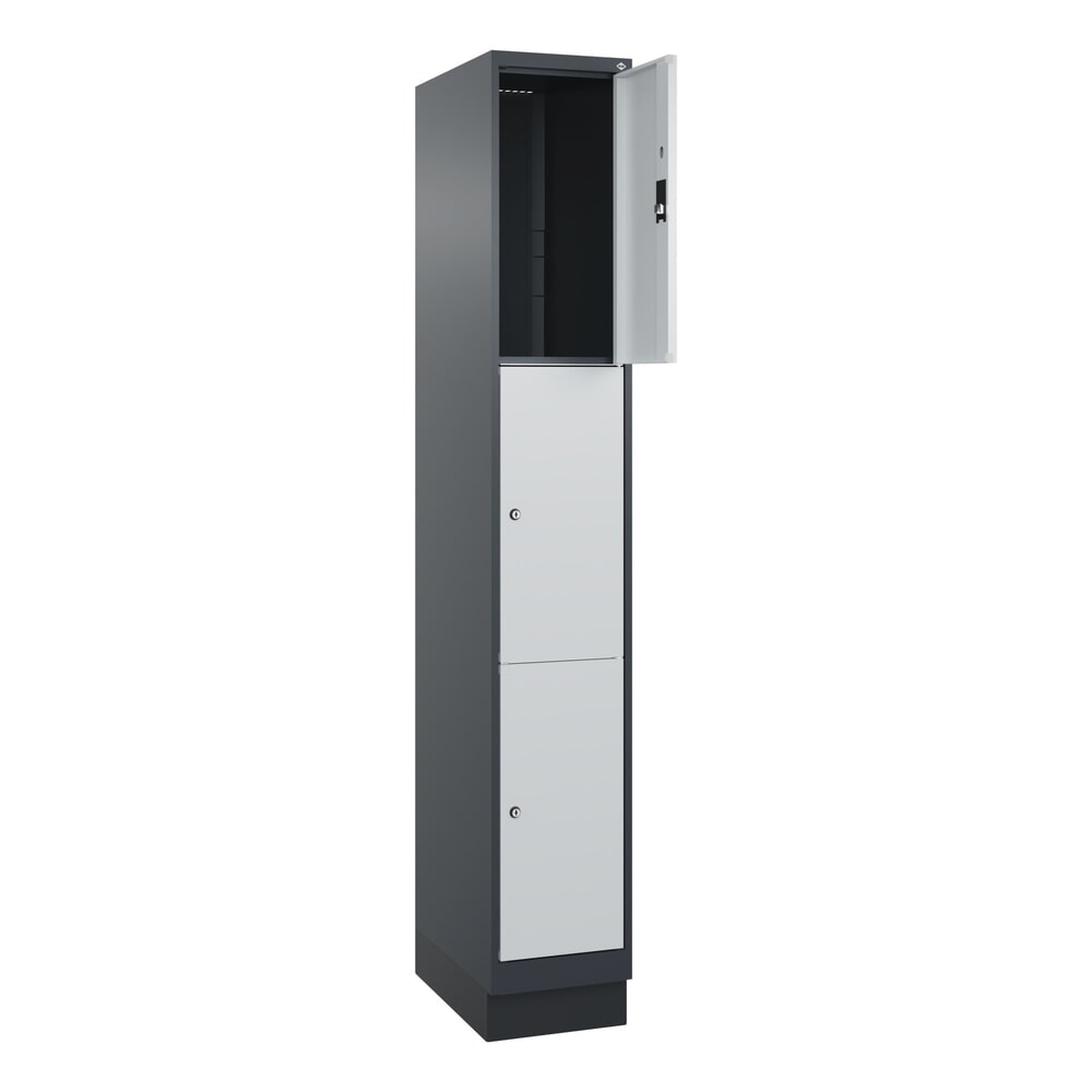 C+P Schliessfachschrank Classic PLUS, Sockel, 1 Abteil, HxBxT 1.950 x 300 x 500 mm, anthrazitgrau, lichtgrau, 3 Fächer, Zylinderschloss