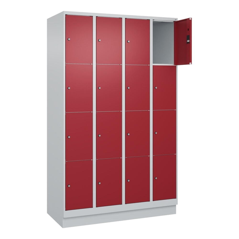 C+P Schliessfachschrank Classic PLUS, Sockel, 4 Abteile, HxBxT 1.950 x 1.200 x 500 mm, lichtgrau, rubinrot, 16 Fächer, Zylinderschloss
