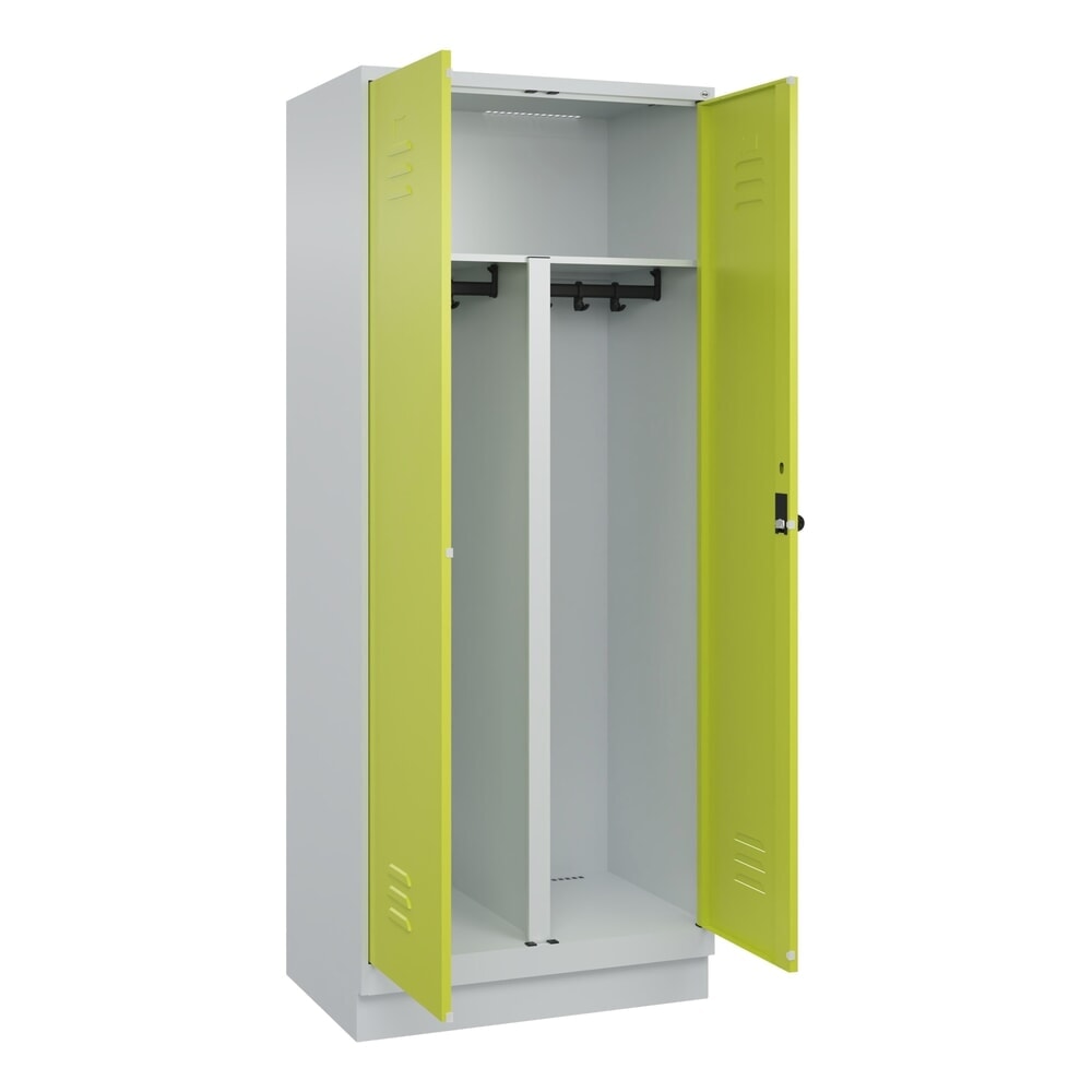 C+P PSA Doppel-Spind Classic PLUS, Sockel, 2 Abteile, HxBxT 1.950 x 800 x 500 mm, lichtgrau, clowngrün, für Vorhängeschloss