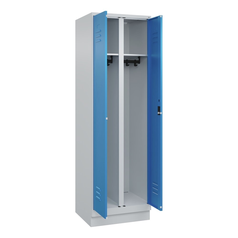 C+P Schwarz-Weiß-Spind Classic PLUS, Sockel, 2 Abteile, HxBxT 1.950 x 600 x 500 mm, lichtgrau, lichtblau, Zylinderschloss