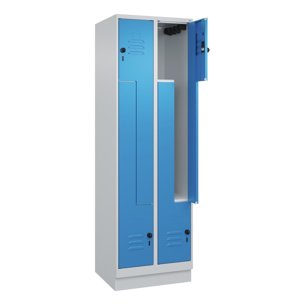 C+P Z-Spind Classic PLUS, Sockel, 4 Abteile, HxBxT 1.950 x 600 x 500 mm, lichtgrau, lichtblau, für Vorhängeschloss