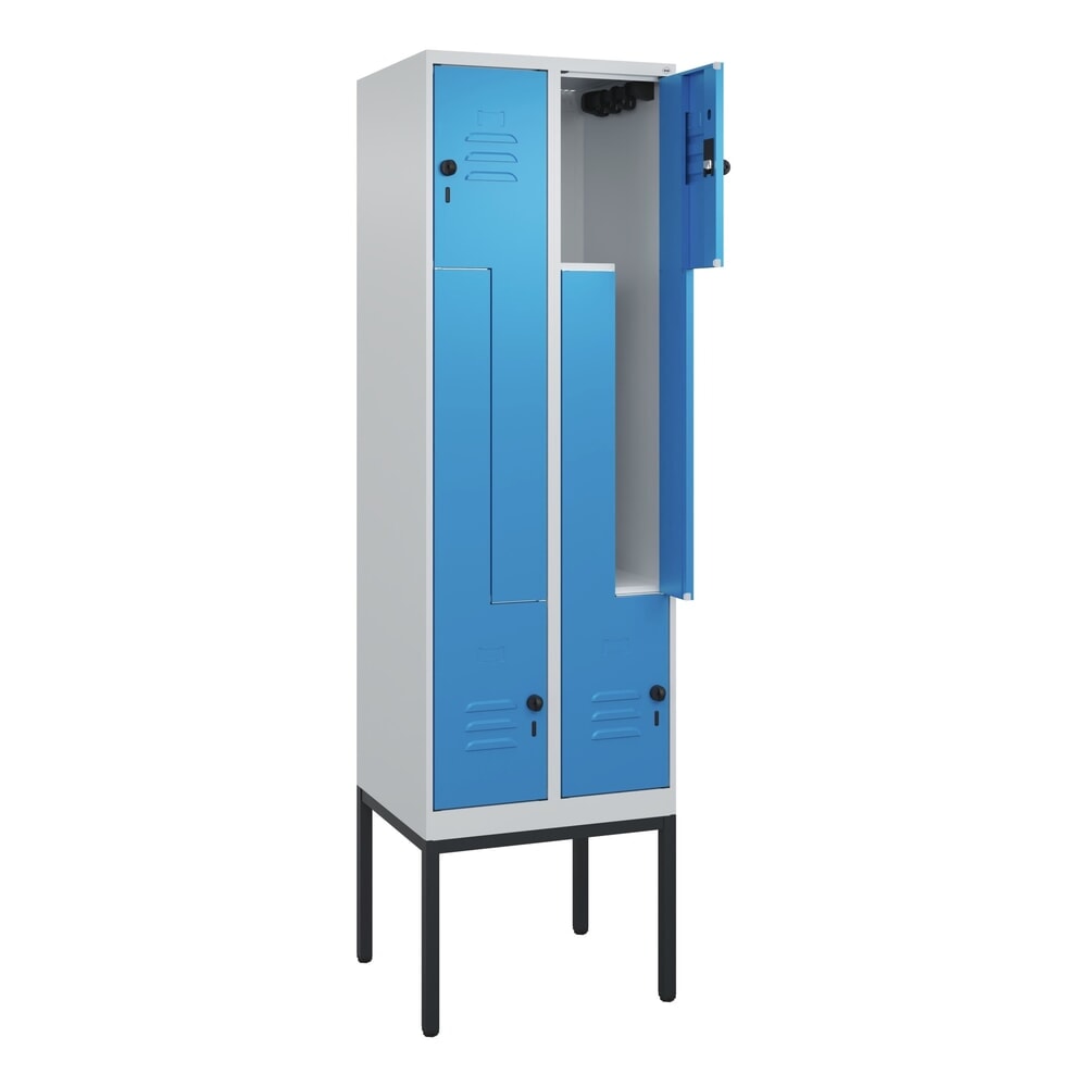 C+P Z-Spind Classic PLUS, Gestell, 4 Abteile, HxBxT 2.120 x 600 x 500 mm, lichtgrau, lichtblau, für Vorhängeschloss