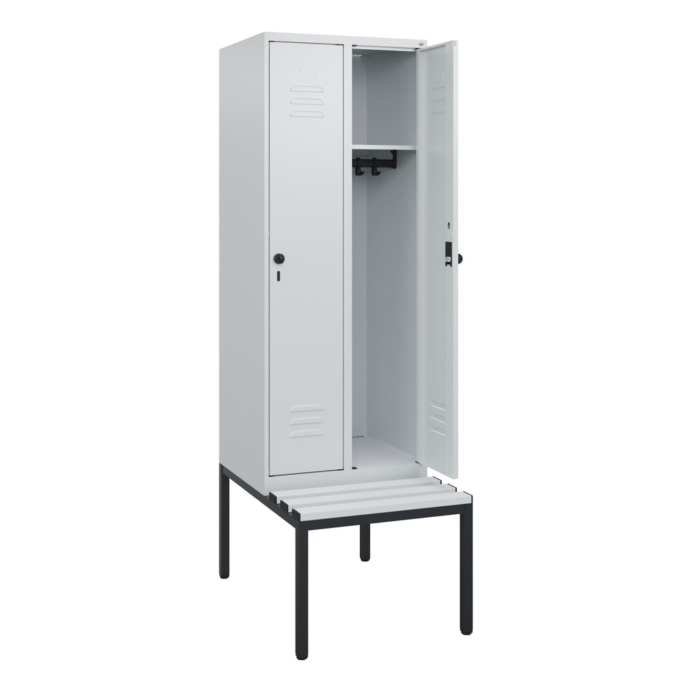 C+P Spind Classic PLUS, 2 Abteile, HxBxT 1.950 x 600 x 815 mm, für Vorhängeschloss, untergebaute Bank aus Kunststoff, lichtgrau, lichtgrau