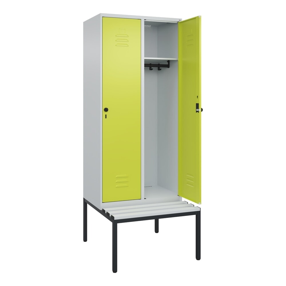 C+P Spind Classic PLUS, 2 Abteile, HxBxT 2.120 x 800 x 815 mm, für Vorhängeschloss, untergebaute Bank aus Kunststoff, lichtgrau, clowngrün