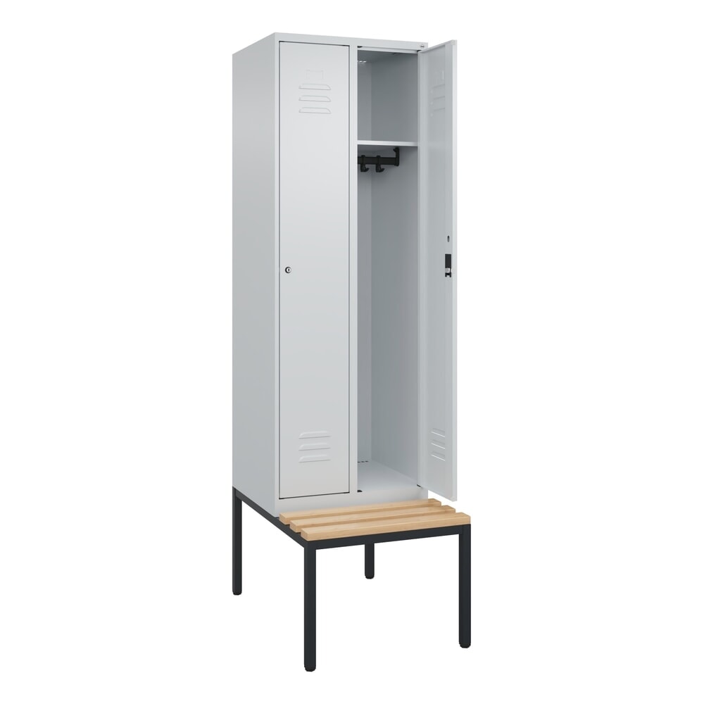 C+P Spind Classic PLUS, 2 Abteile, HxBxT 2.120 x 600 x 815 mm, Zylinderschloss, untergebaute Bank aus Buche, lichtgrau, lichtgrau