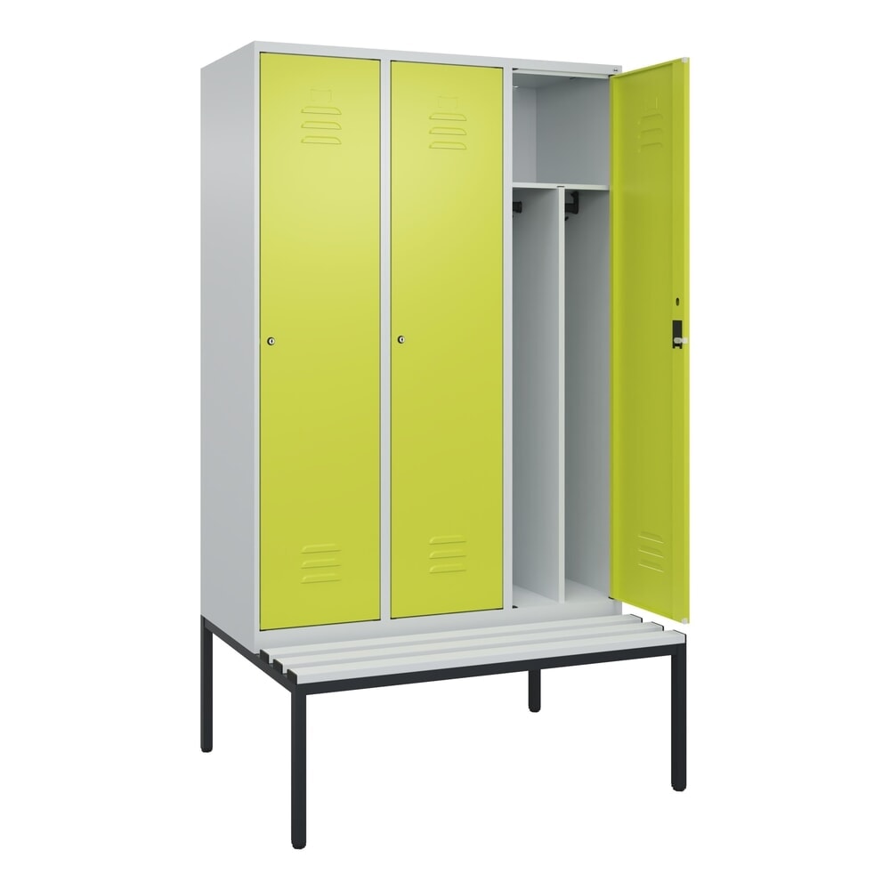 C+P Spind Classic PLUS, 3 Abteile, Trennwand, HxBxT 2.120 x 1.200 x 815 mm, Zylinderschloss, Trennwand, untergebaute Bank aus Kunststoff, lichtgrau, clowngrün