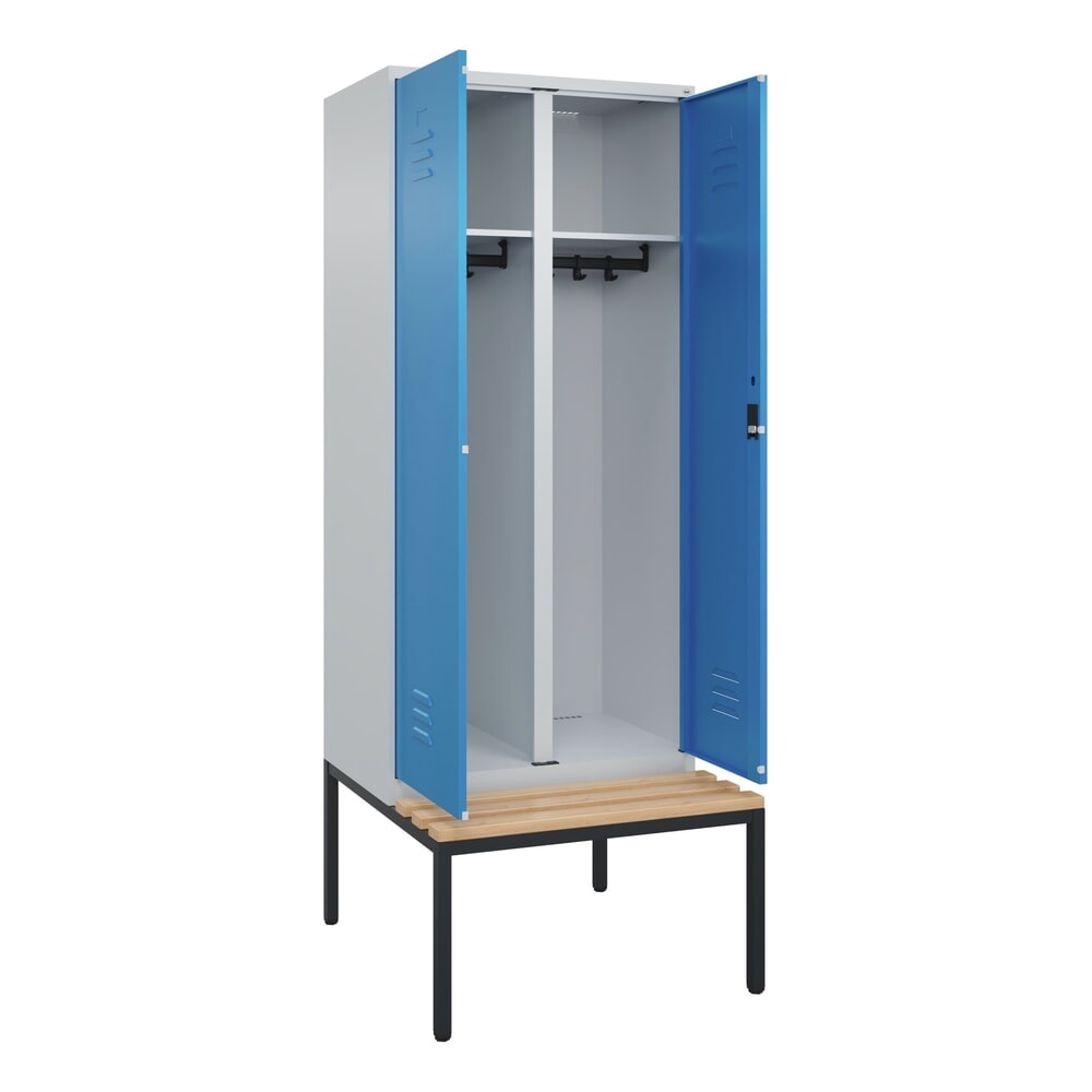 C+P Schwarz-Weiss-Spind Classic PLUS, 2 Abteile, HxBxT 2.120 x 800 x 815 mm, Zylinderschloss, untergebaute Bank aus Buche, lichtgrau, lichtblau