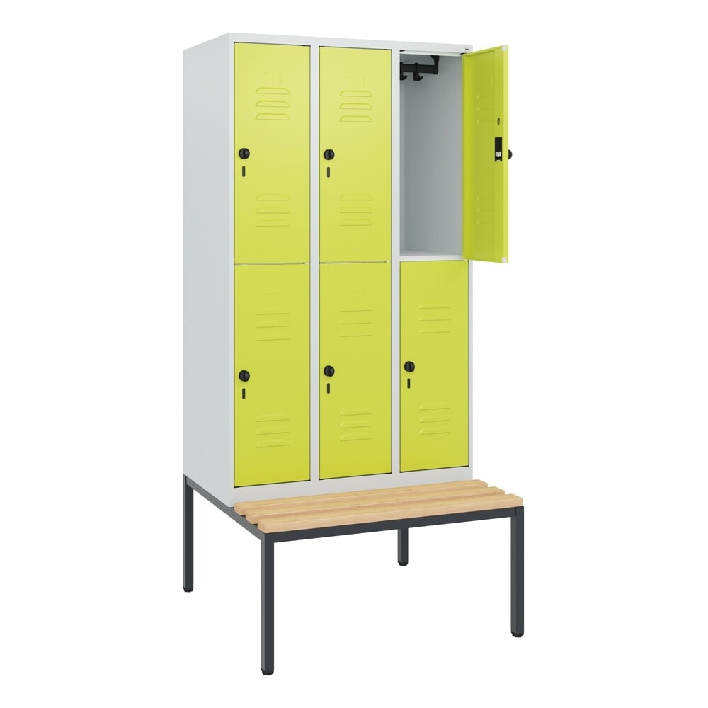 C+P Doppelstock-Spind Classic PLUS, 3 Abteile, HxBxT 1.950 x 900 x 815 mm, für Vorhängeschloss, untergebaute Bank aus Buche, lichtgrau, clowngrün