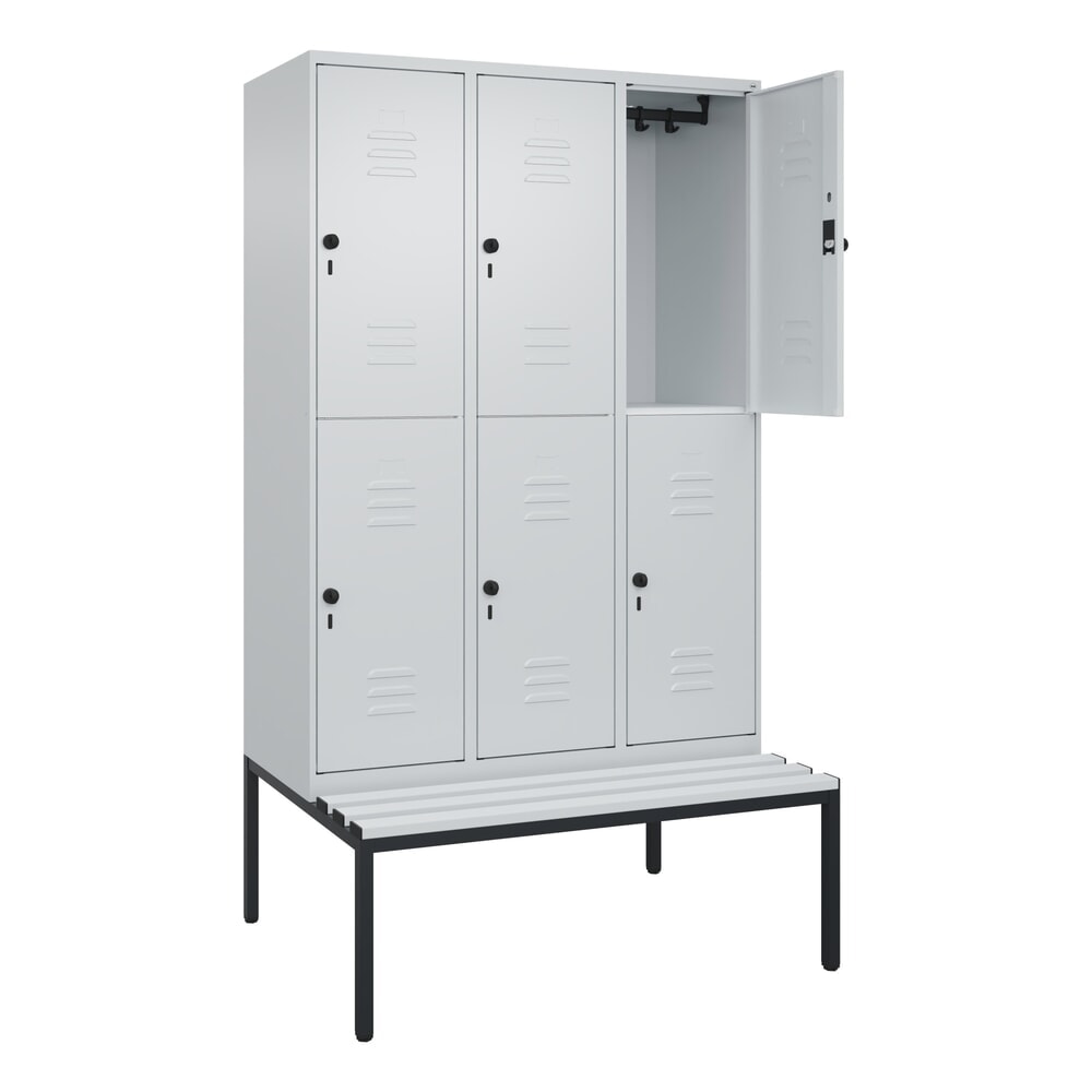 C+P Doppelstock-Spind Classic PLUS, 3 Abteile, HxBxT 2.120 x 1.200 x 815 mm, für Vorhängeschloss, untergebaute Bank aus Kunststoff, lichtgrau, lichtgrau