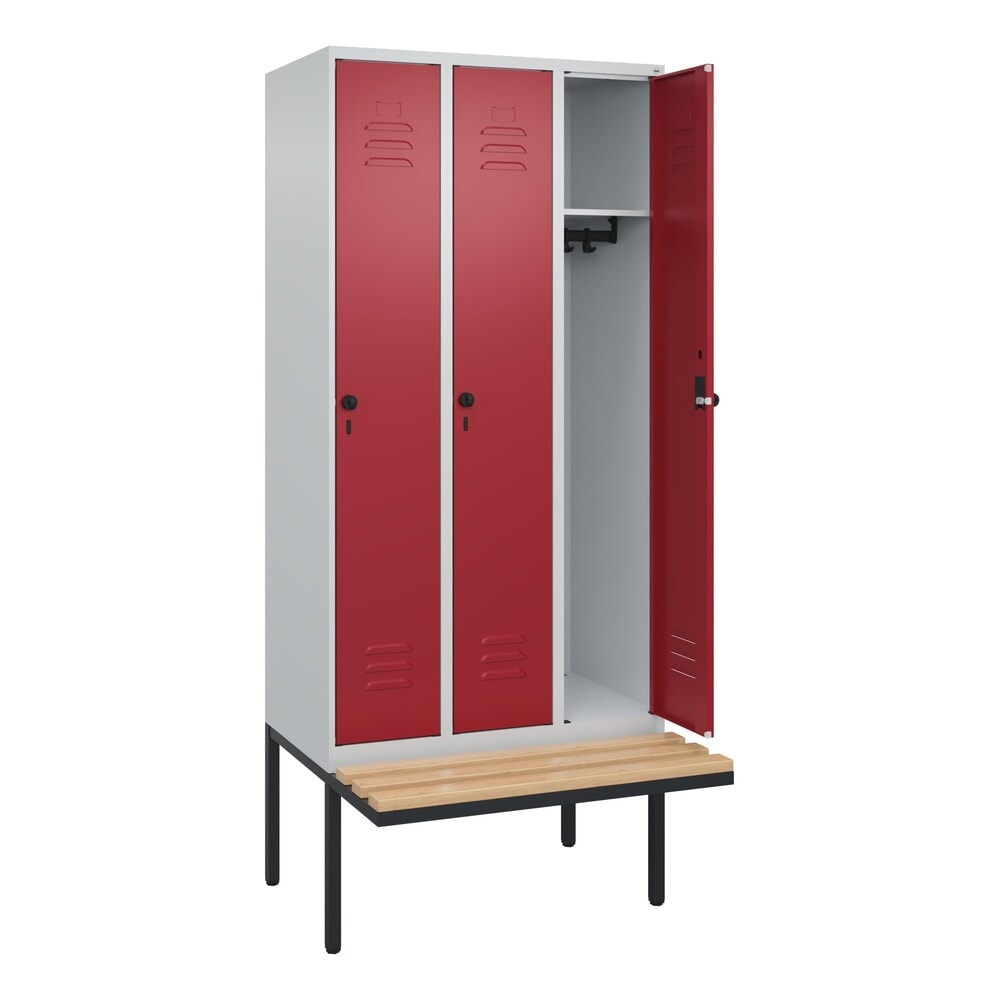 C+P Spind Classic PLUS, 3 Abteile, HxBxT 2.120 x 900 x 815 mm, für Vorhängeschloss, auskragende Bank aus Buche, lichtgrau, rubinrot