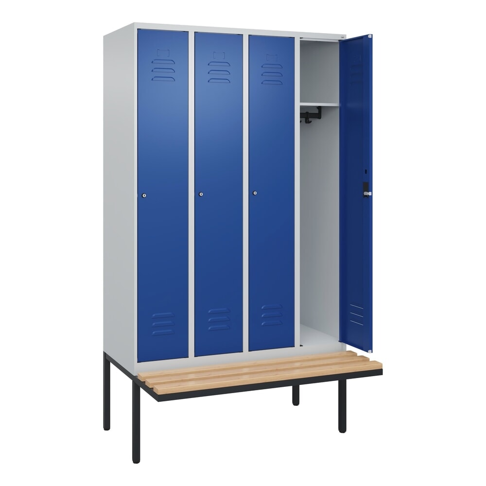 C+P Spind Classic PLUS, 4 Abteile, HxBxT 2.120 x 1.200 x 815 mm, Zylinderschloss, auskragende Bank aus Buche, lichtgrau, enzianblau