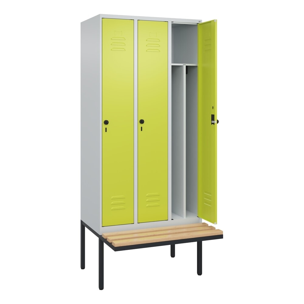 C+P Spind Classic PLUS, 3 Abteile, Trennwand, HxBxT 2.120 x 900 x 815 mm, für Vorhängeschloss, auskragende Bank aus Buche, lichtgrau, clowngrün