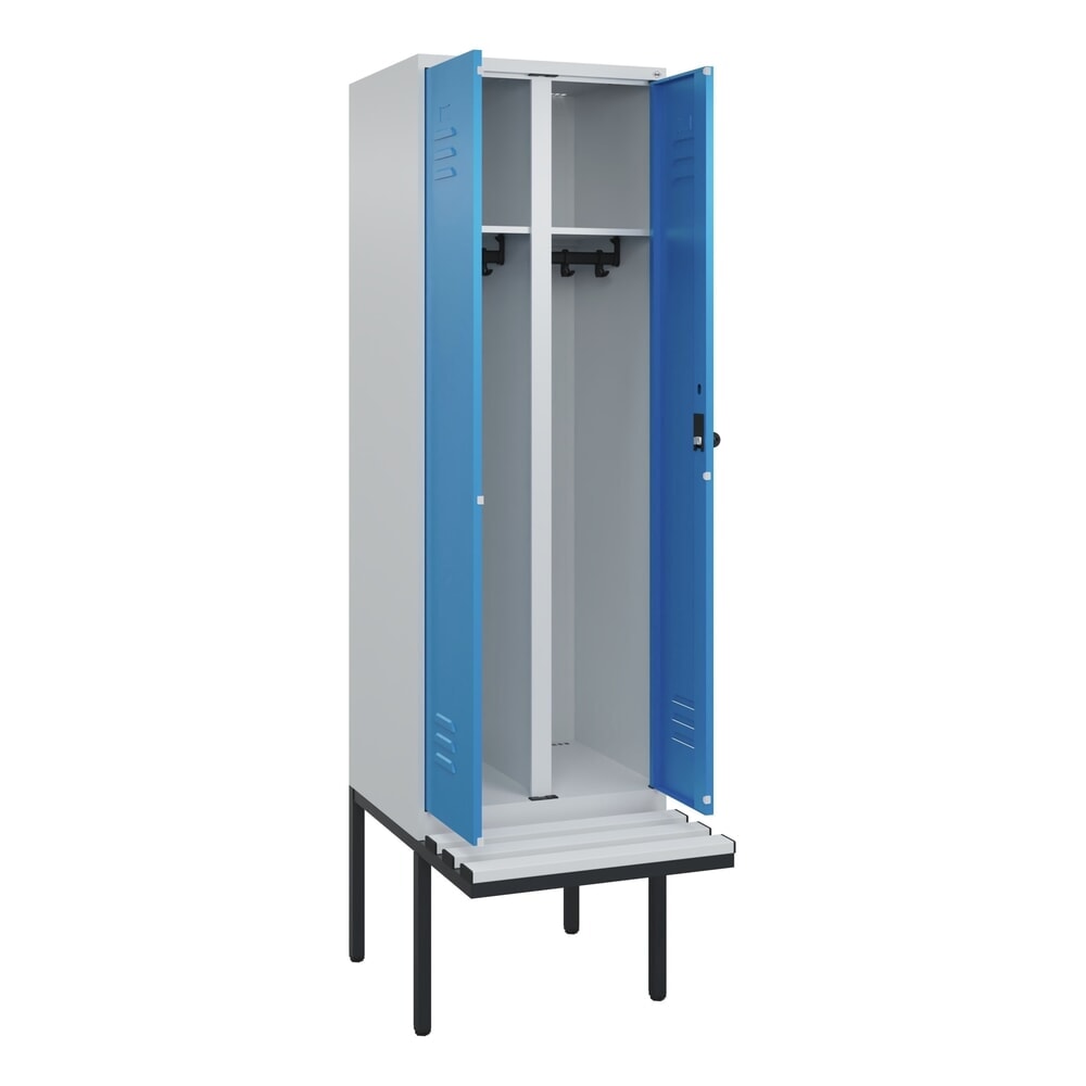C+P Schwarz-Weiss-Spind Classic PLUS, 2 Abteile, HxBxT 2.120 x 600 x 815 mm, für Vorhängeschloss, auskragende Bank aus Kunststoff, lichtgrau, lichtblau