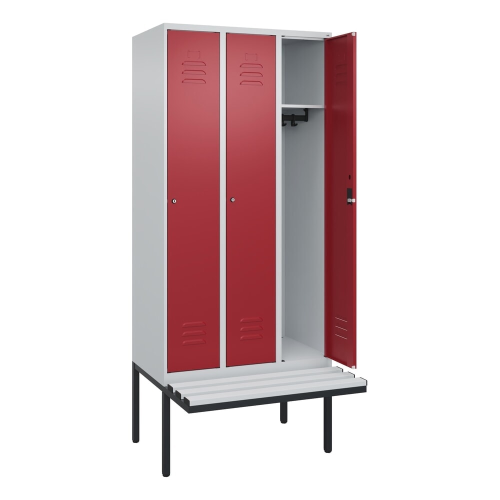 C+P Spind Classic PLUS, 3 Abteile, HxBxT 2.120 x 900 x 815 mm, Zylinderschloss, auskragende Bank aus Kunststoff, lichtgrau, rubinrot