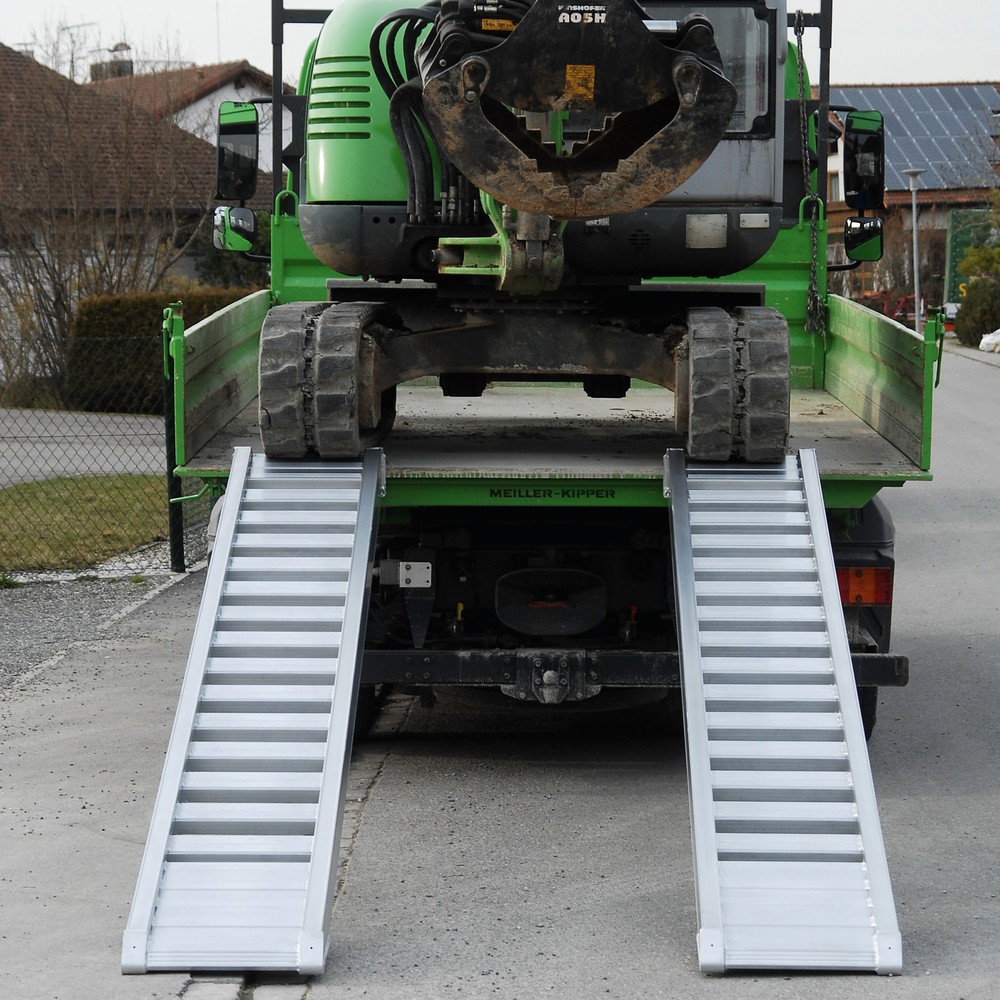 Altec Verladeschienen AVS mit Sprossen, ohne Rand, Tragkraft/Paar 3.300 kg, BxL 3.590 x 325 mm