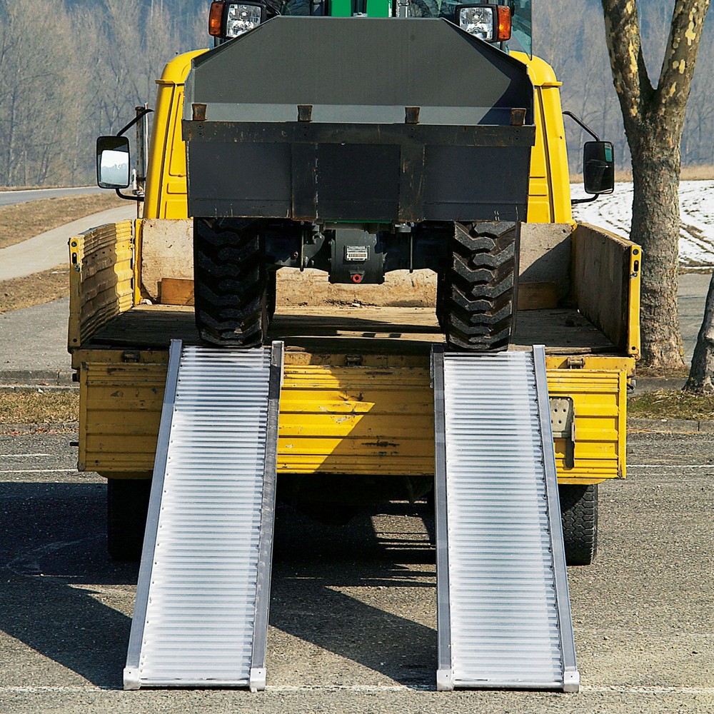Altec Schwerlast-Verladeschienen AVS, mit Rand, für mittelschwere Ladegüter, Tragkraft 2.860 kg/Paar, LxB 4.130 x 326 mm